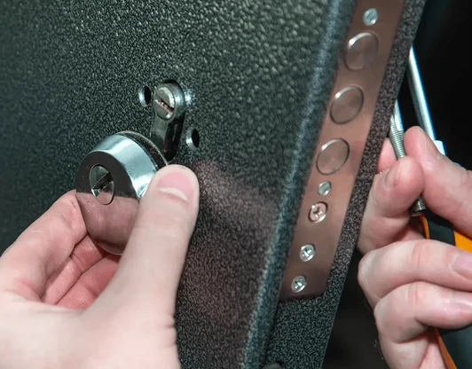 Замена замков